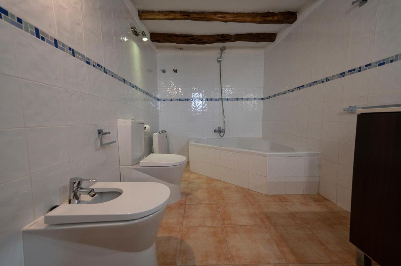 Villa Es Cubells Country & Sea מראה חיצוני תמונה